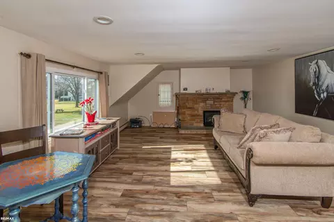 Living - 6123 Pointe Tremble, Algonac, MI 48001 photo 1 of 5