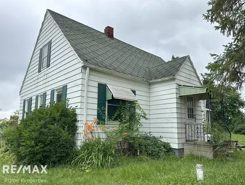 1615 Pound, Flint, MI 48532