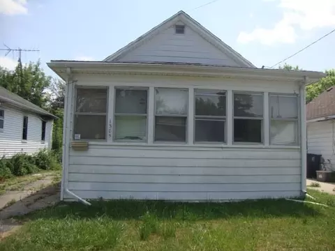 1305 Campbell, Flint, MI 48507
