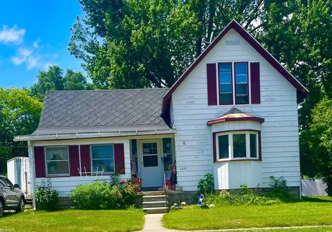1021 Market, Algonac, MI 48001