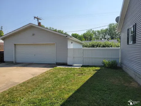 Exterior - 2844 1st, Monroe, MI 48162 photo 3 of 6