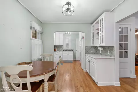 425 Madison, Grosse Pointe Farms, MI 48236 photo 8
