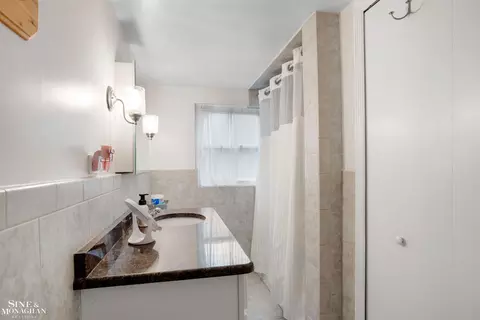 425 Madison, Grosse Pointe Farms, MI 48236 photo 19