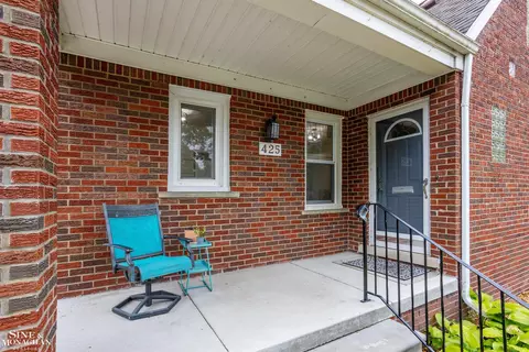 425 Madison, Grosse Pointe Farms, MI 48236 photo 27