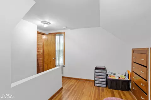 425 Madison, Grosse Pointe Farms, MI 48236 photo 16