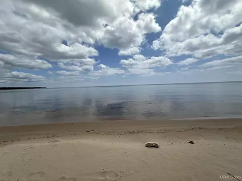tbd Lot 2 Us Highway 2, Manistique, MI 49854