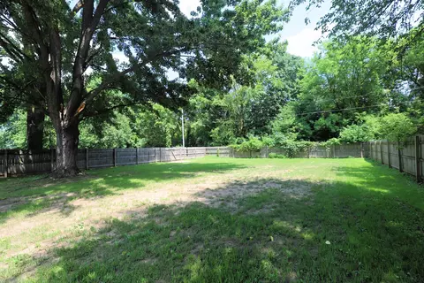 Exterior - 7192 Partridge, Flushing, MI 48433 photo 4 of 6