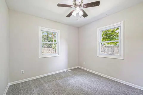 Bedroom - 1379 Williamsburg, Flint, MI 48507 photo 2 of 3