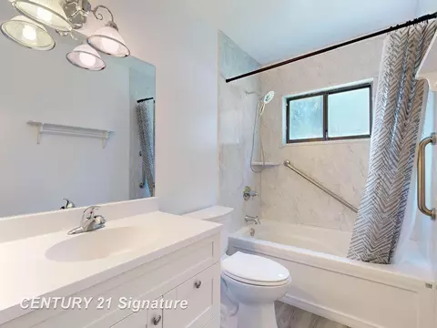 Bath - 322 Smith, Clio, MI 48420 photo 1 of 2