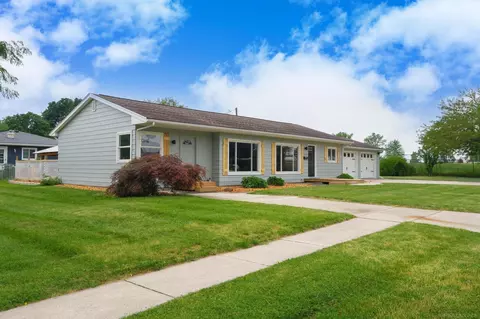 Exterior - 1505 Shrewsbury, Adrian, MI 49221 photo 2 of 10