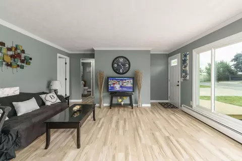 Other - 1505 Shrewsbury, Adrian, MI 49221 photo 2 of 6