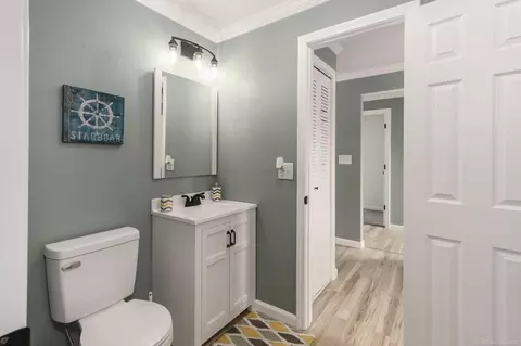 Bath - 1505 Shrewsbury, Adrian, MI 49221 photo 1 of 4