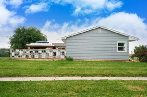 Exterior - 1505 Shrewsbury, Adrian, MI 49221 photo 4 of 10