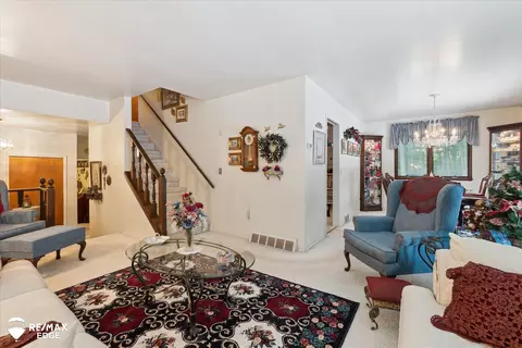11206 E Atherton, Davison, MI 48423 photo 12