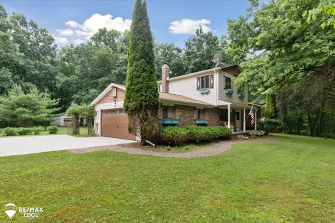 11206 E Atherton, Davison, MI 48423 photo 2
