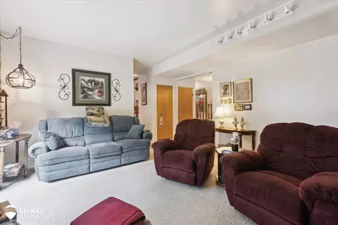 11206 E Atherton, Davison, MI 48423 photo 34