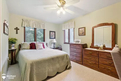 11206 E Atherton, Davison, MI 48423 photo 27