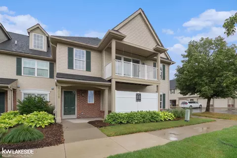 4110 Hampton Rdg, Howell, MI 48843 photo 2
