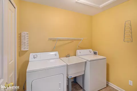 4110 Hampton Rdg, Howell, MI 48843 photo 14