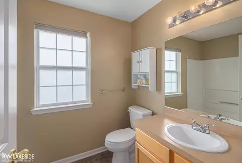 4110 Hampton Rdg, Howell, MI 48843 photo 13