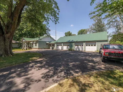 Exterior - 13002 Ostrander, Maybee, MI 48159 photo 4 of 12