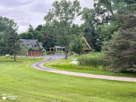3078 Green Cors, Lapeer, MI 48446