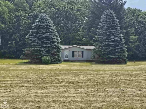 2789 Grass Lk, Lake, MI 48632