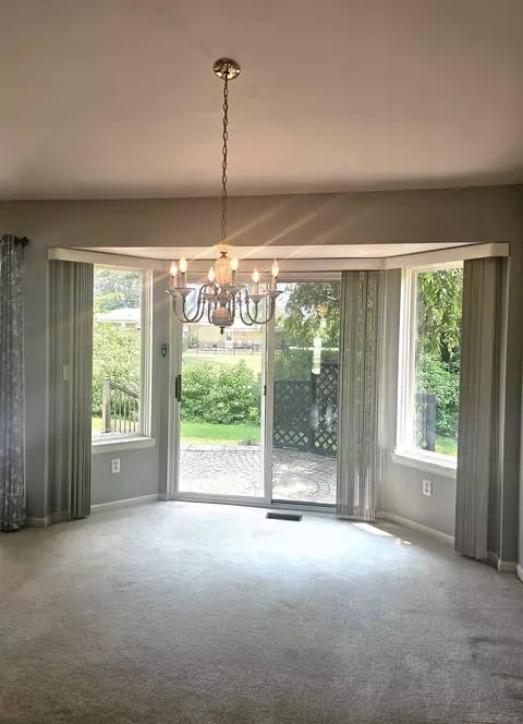 Dining - 51810 Walnut, Macomb, MI 48042 photo 1 of 1