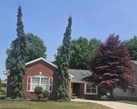 51810 Walnut, Macomb, MI 48042