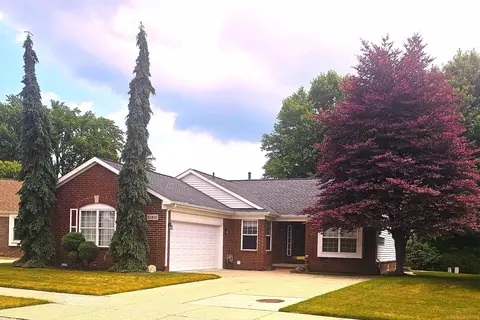 Exterior - 51810 Walnut, Macomb, MI 48042 photo 2 of 10