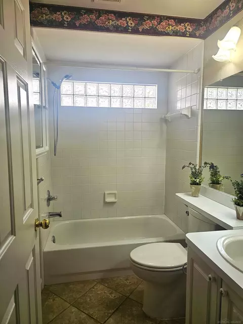 Bath - 51810 Walnut, Macomb, MI 48042 photo 1 of 10