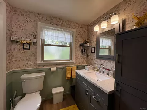 Bath - 231 Willis, Saline, MI 48176 photo 1 of 4