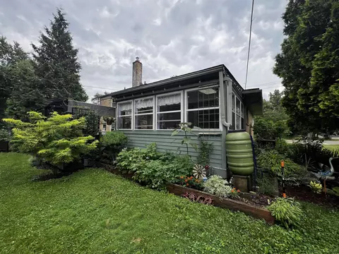 Exterior - 231 Willis, Saline, MI 48176 photo 5 of 6