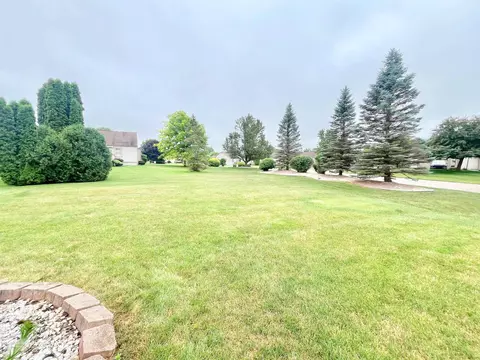 9330 Pinecrest, Davison, MI 48423 photo 3