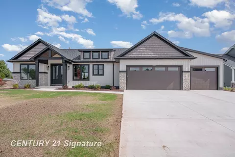 8884 Copper, Freeland, MI 48623