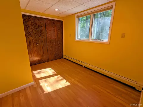 Bedroom - 32 Elder, Marquette, MI 49855 photo 6 of 9