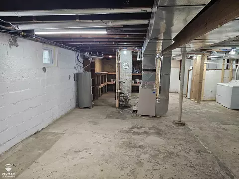 Other - 624 E Comstock, Owosso, MI 48867 photo 8 of 12