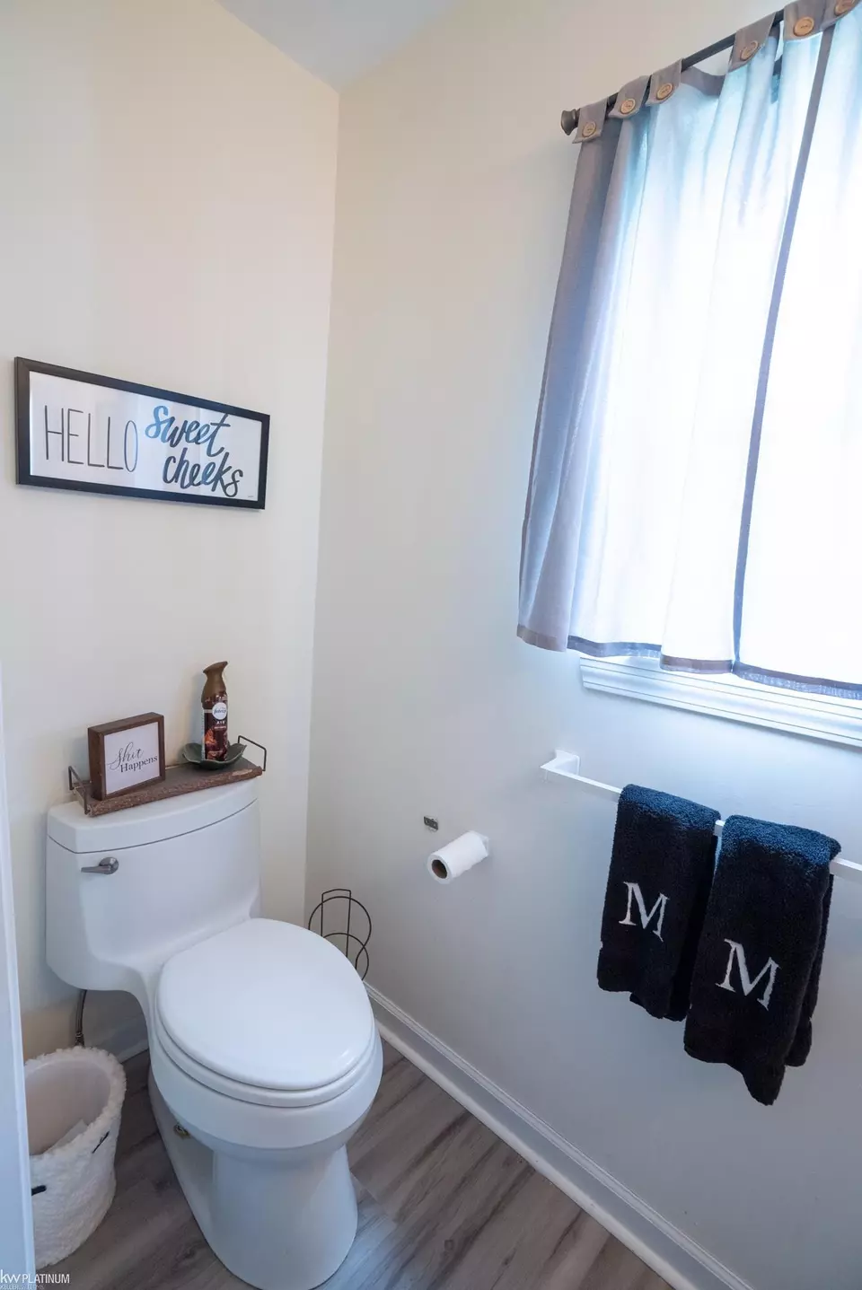 Bath - 48373 Jefferson, New Baltimore, MI 48047 photo 2 of 8