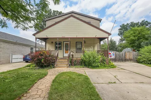 19031 Minnesota, Roseville, MI 48066