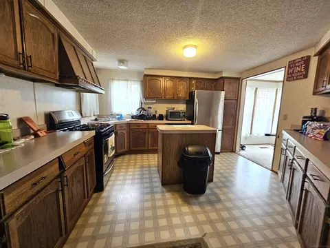 Kitchen - 2350 Black Riv, Deckerville, MI 48427 photo 2 of 2