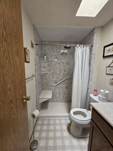 Bath - 2350 Black Riv, Deckerville, MI 48427 photo 1 of 2