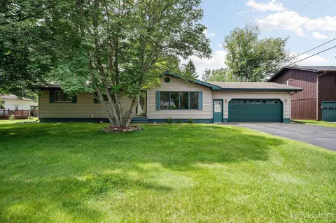 367 N Adams, Gwinn, MI 49841