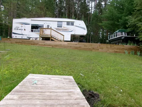 2221 Grass Lake Ave #258, Lake, MI 48632