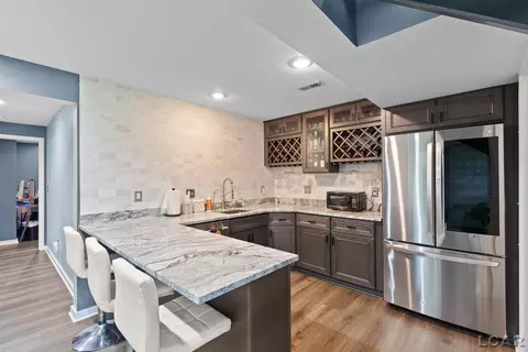 Kitchen - 579 Budlong, Adrian, MI 49221 photo 8 of 10
