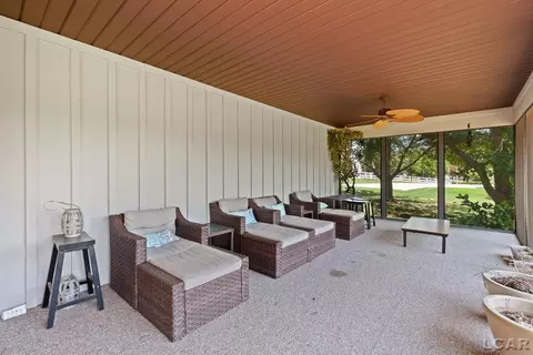 Exterior - 579 Budlong, Adrian, MI 49221 photo 4 of 8