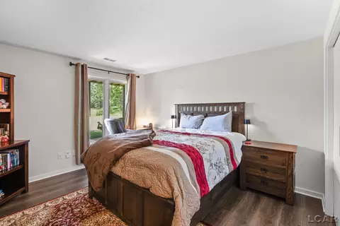 Bedroom - 579 Budlong, Adrian, MI 49221 photo 5 of 8