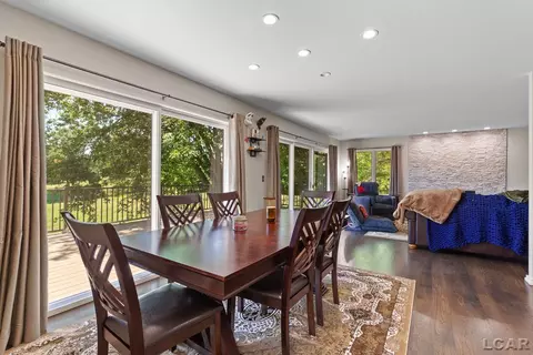 Dining - 579 Budlong, Adrian, MI 49221 photo 2 of 6