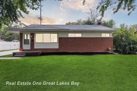 2270 Anderson, Saginaw, MI 48603