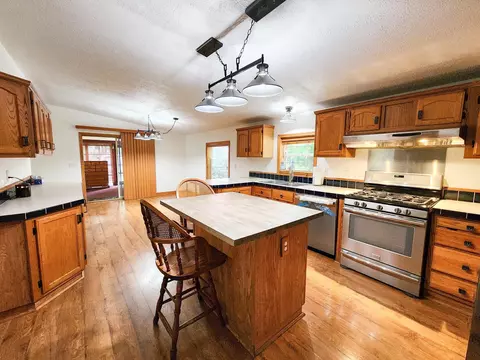 Kitchen - 5240 Oak, Harrison, MI 48625 photo 2 of 6