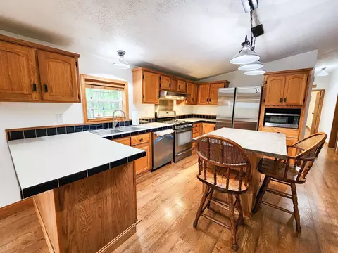 Kitchen - 5240 Oak, Harrison, MI 48625 photo 1 of 6